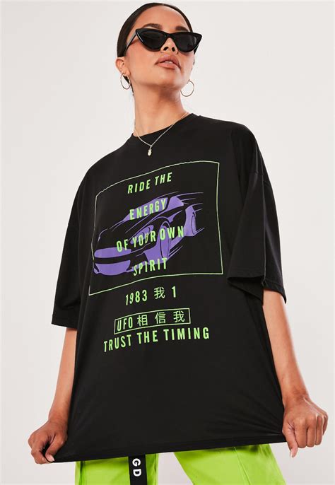 Streetwear graphic tee. Things To Know About Streetwear graphic tee. 